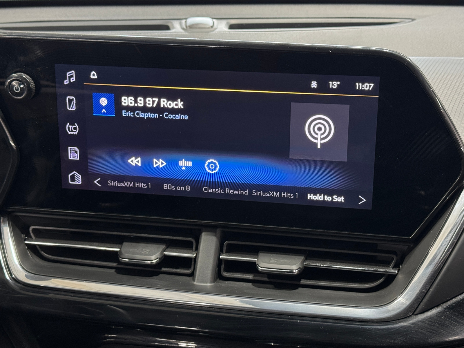 Thumbnail: 2025 Chevrolet Trax - 3