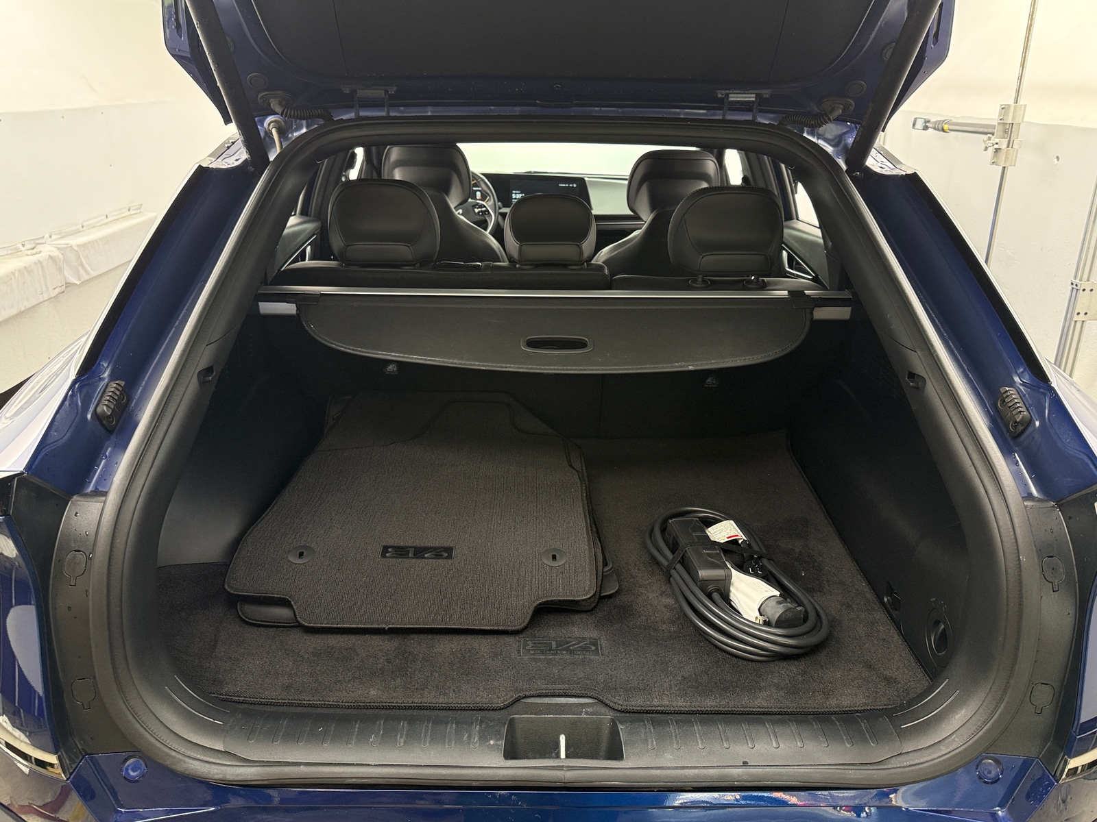 Thumbnail: 2024 Kia EV6 - 7