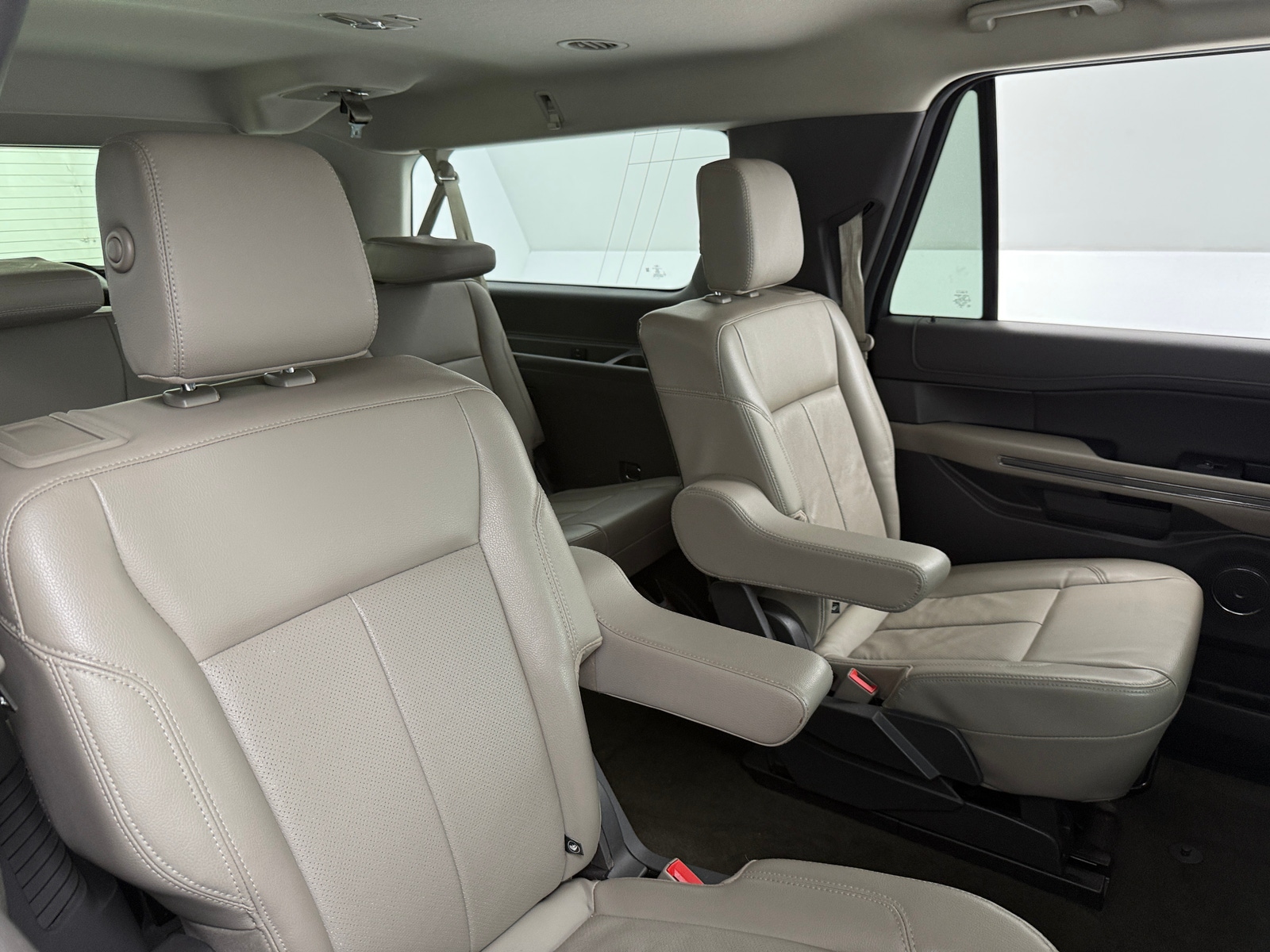 Thumbnail: 2020 Ford Expedition MAX - 5