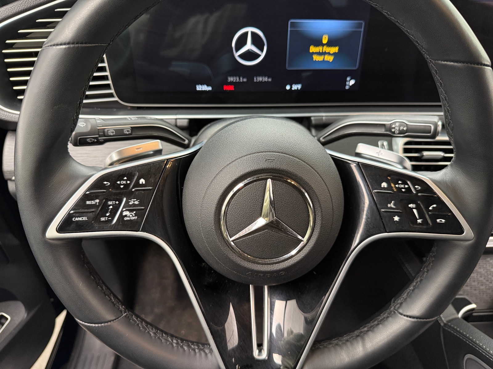 Thumbnail: 2025 Mercedes-Benz GLE - 4