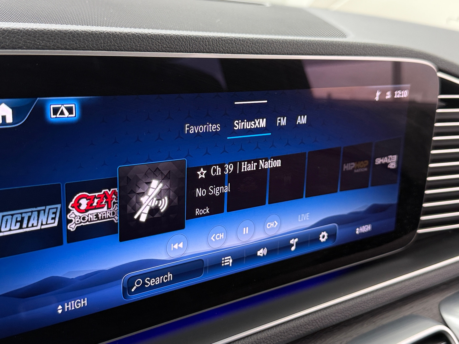 Thumbnail: 2025 Mercedes-Benz GLE - 3