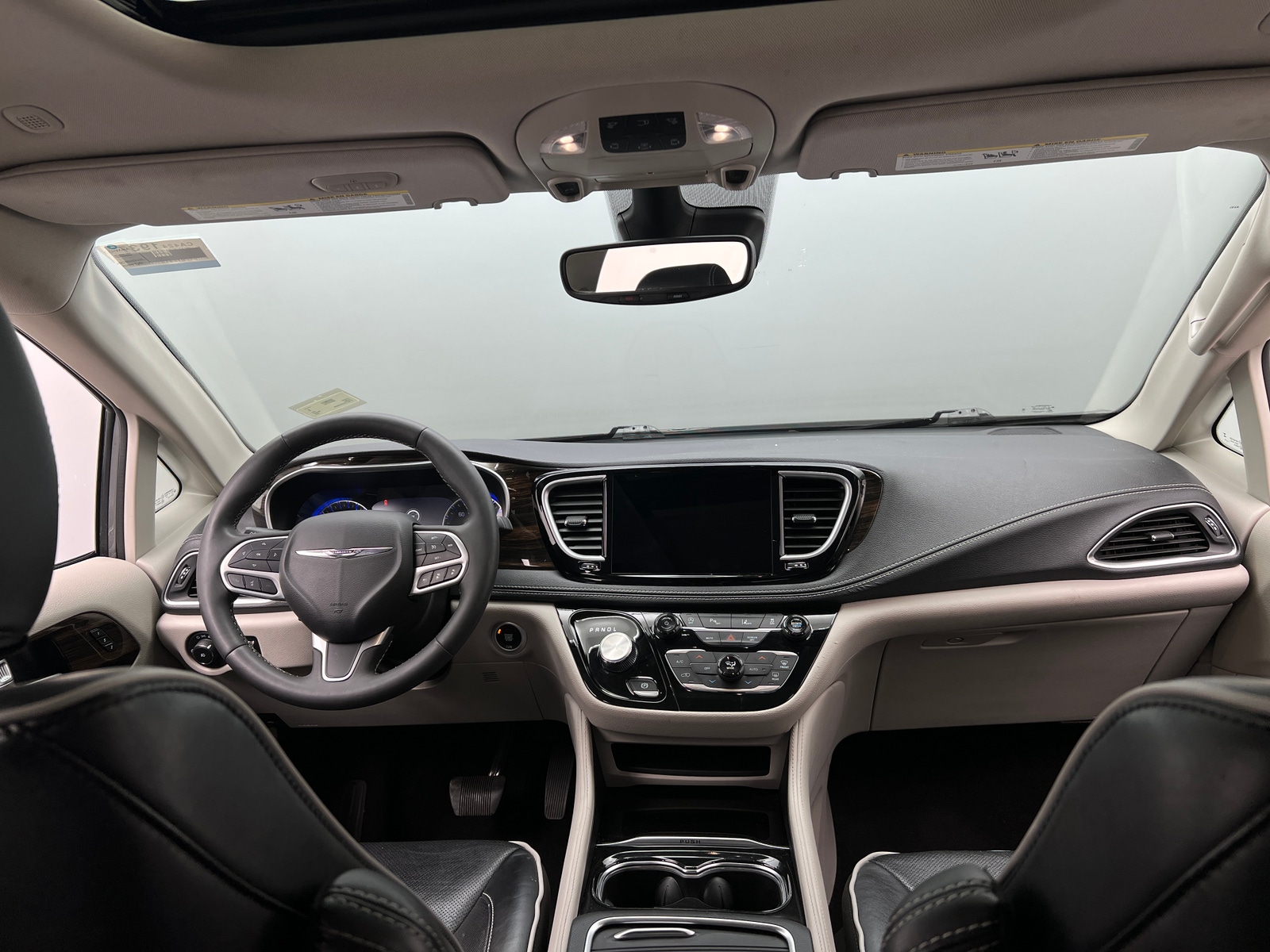 Thumbnail: 2023 Chrysler Pacifica - 2