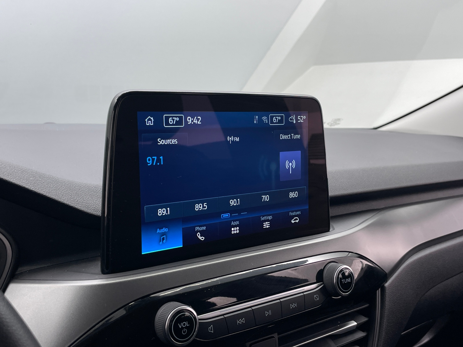 Thumbnail: 2025 Ford Escape - 4