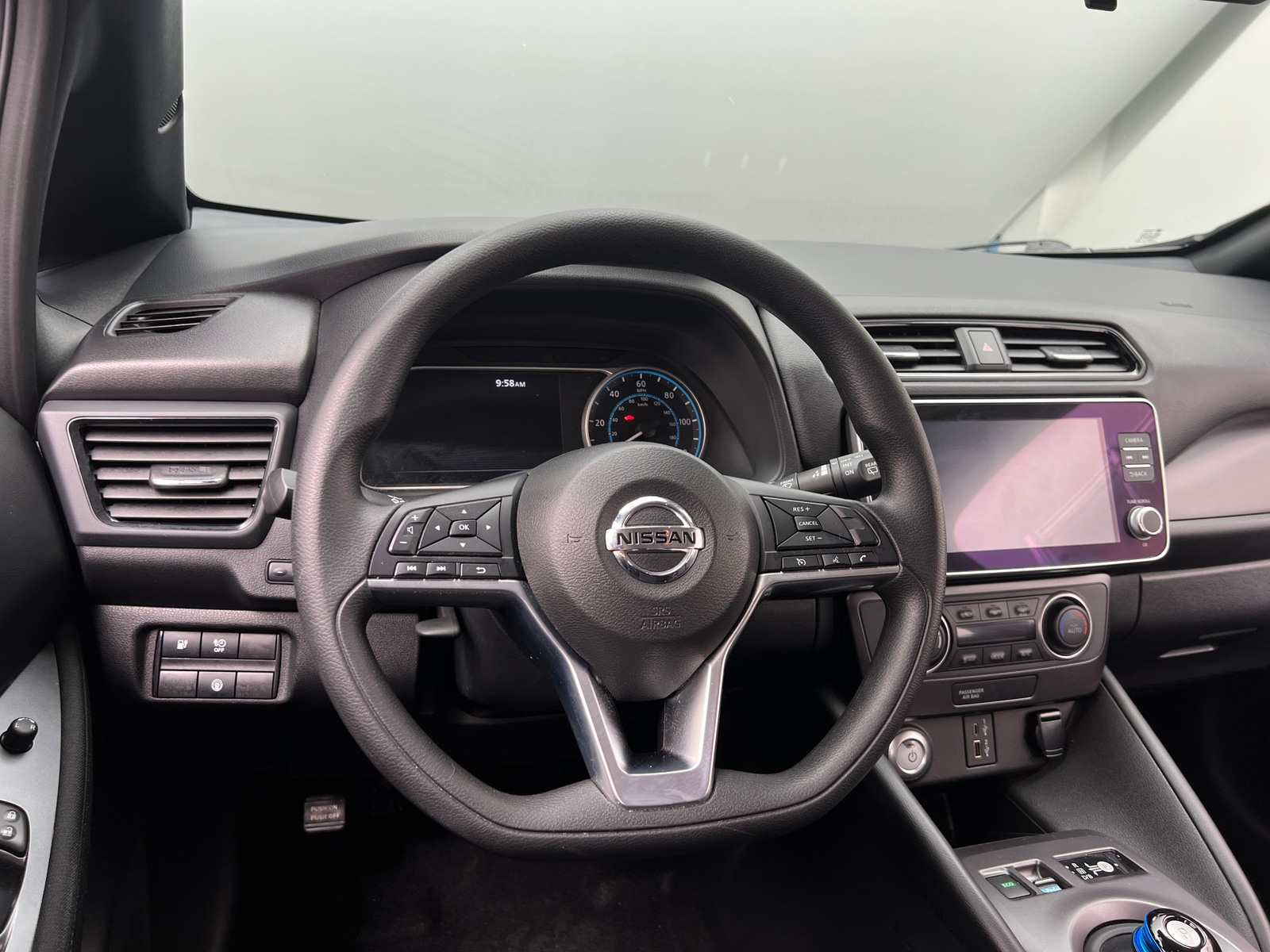 Thumbnail: 2022 Nissan Leaf - 5