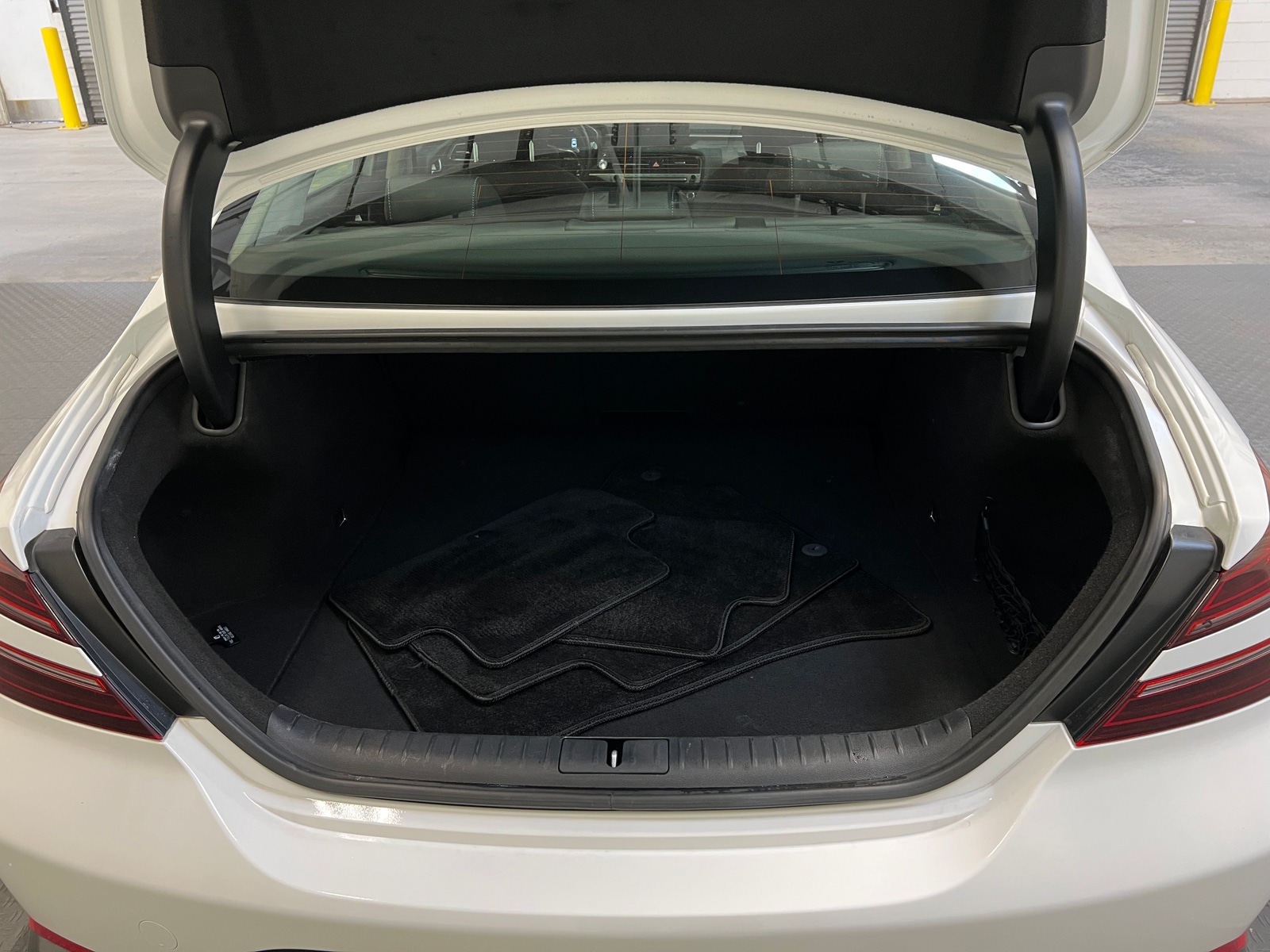 Thumbnail: 2025 Genesis G70 - 6