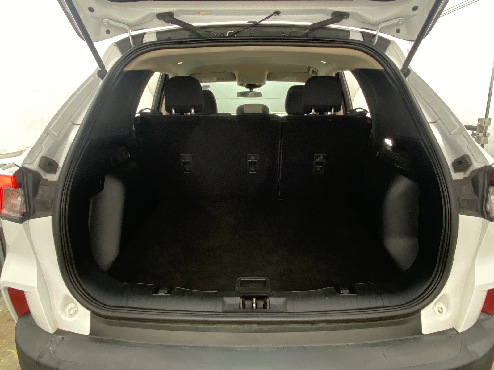 Thumbnail: 2020 Ford Escape - 7