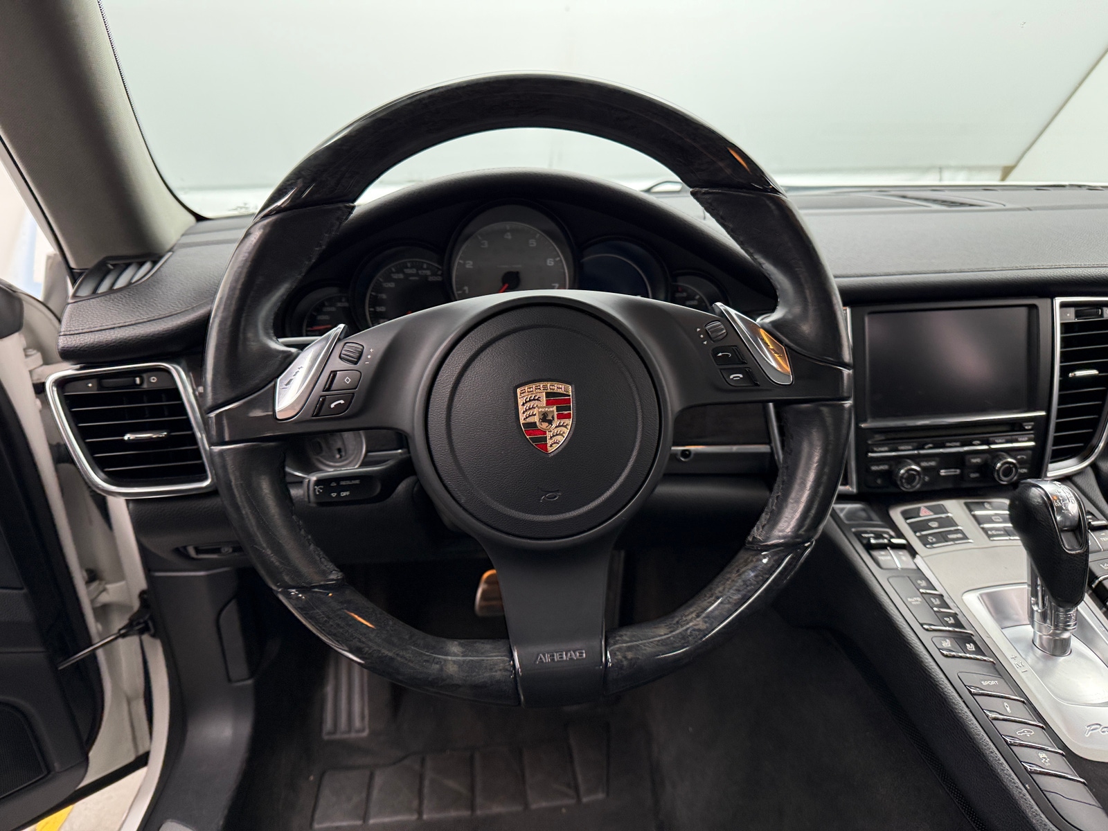 Thumbnail: 2012 Porsche Panamera - 4