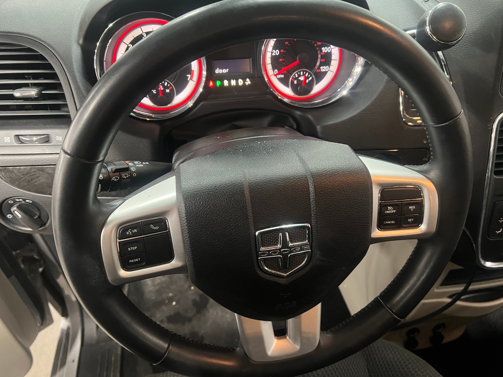 Thumbnail: 2017 Dodge Grand Caravan - 5