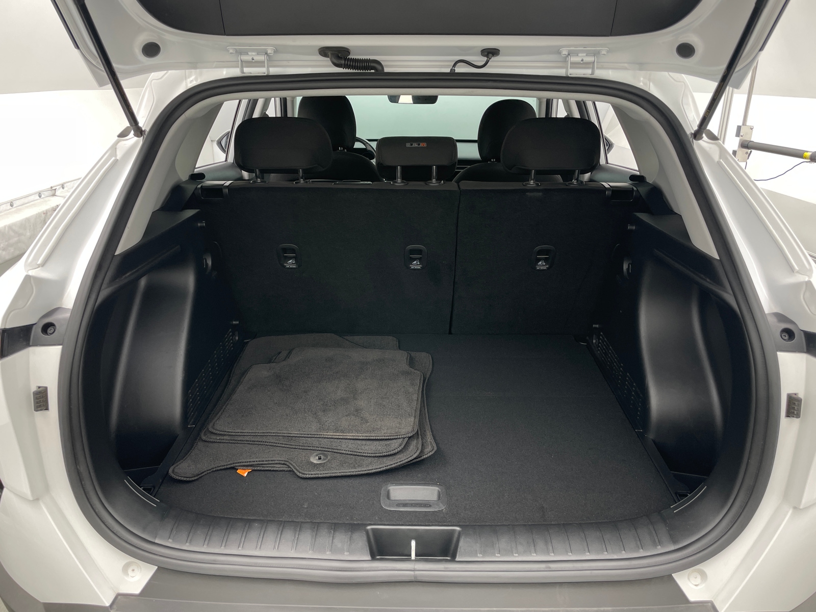 Thumbnail: 2024 Hyundai Kona - 7