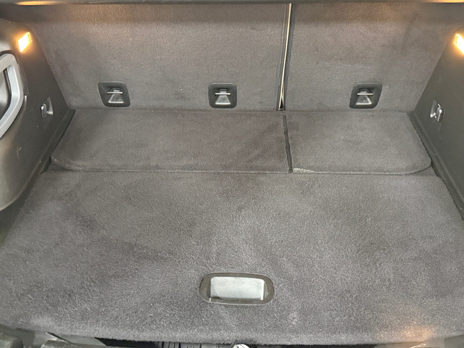 Thumbnail: 2017 Jeep Cherokee - 6