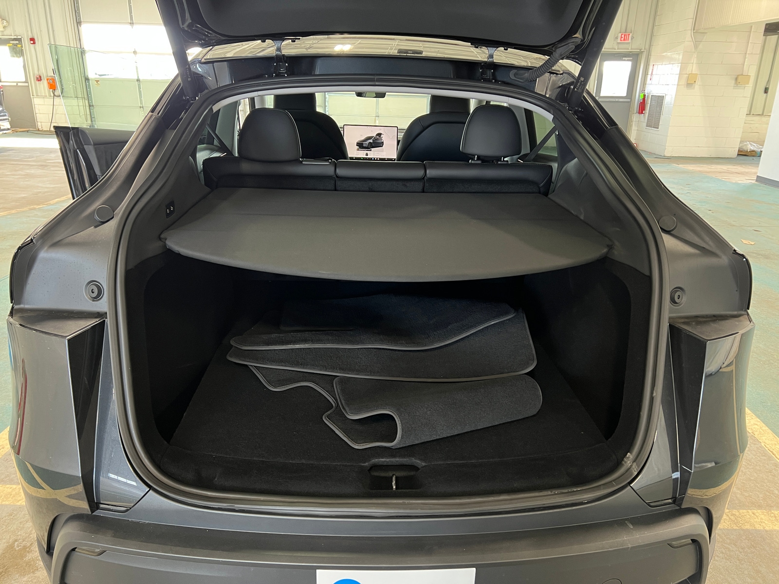 Thumbnail: 2026 Tesla Model Y - 6