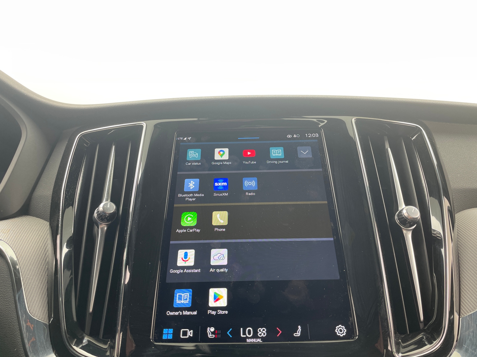 Thumbnail: 2024 Volvo S60 - 4