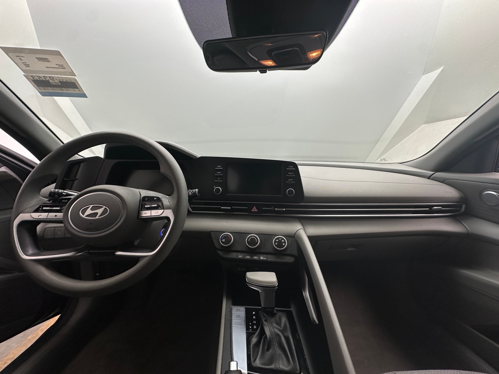 Thumbnail: 2025 Hyundai Elantra - 3