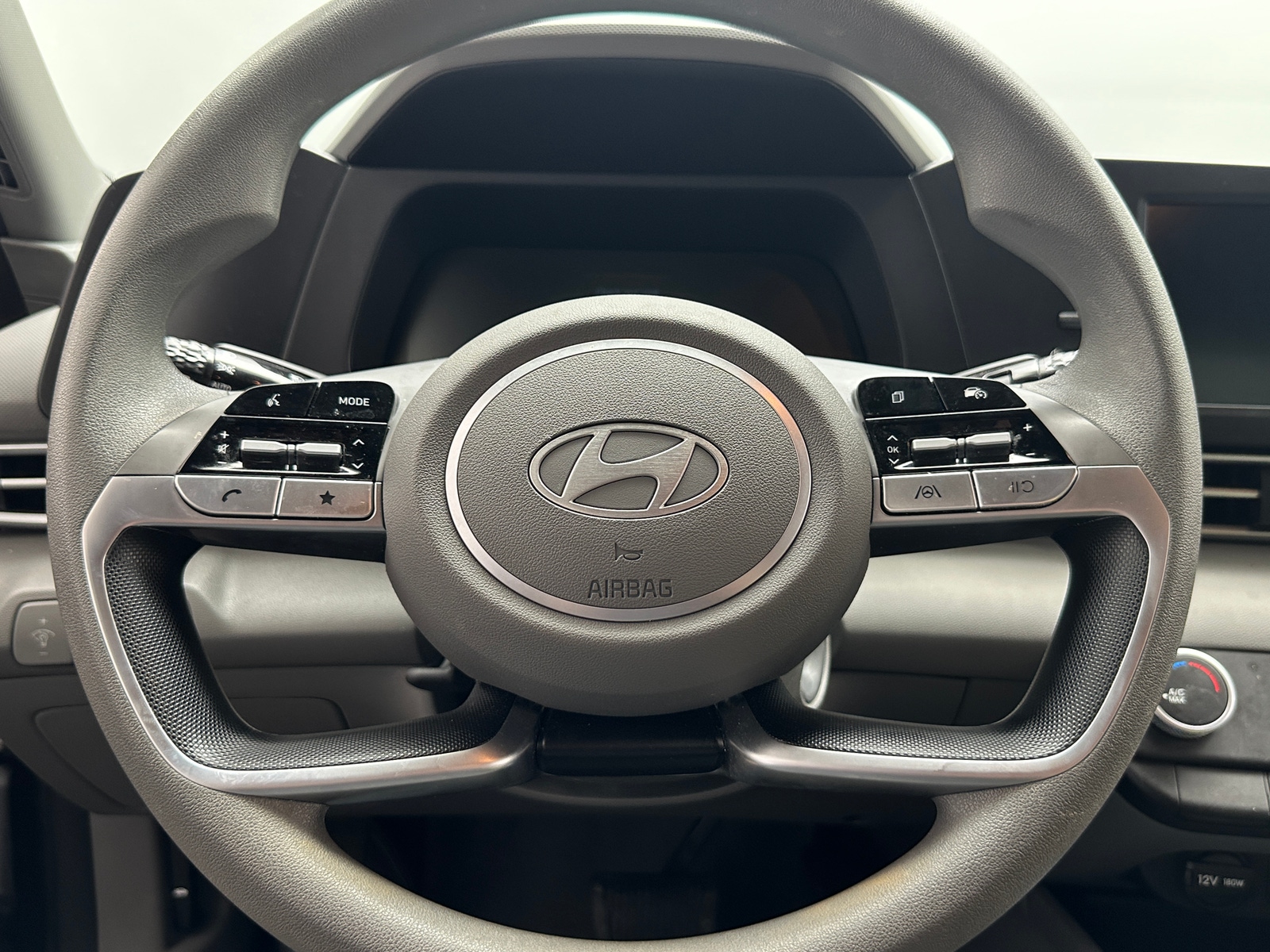 Thumbnail: 2025 Hyundai Elantra - 5