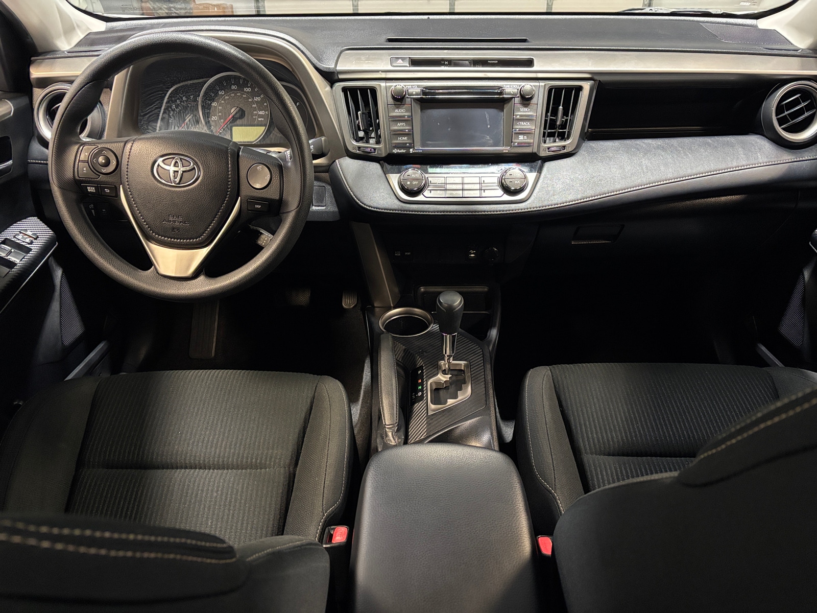 Thumbnail: 2015 Toyota RAV4 - 3