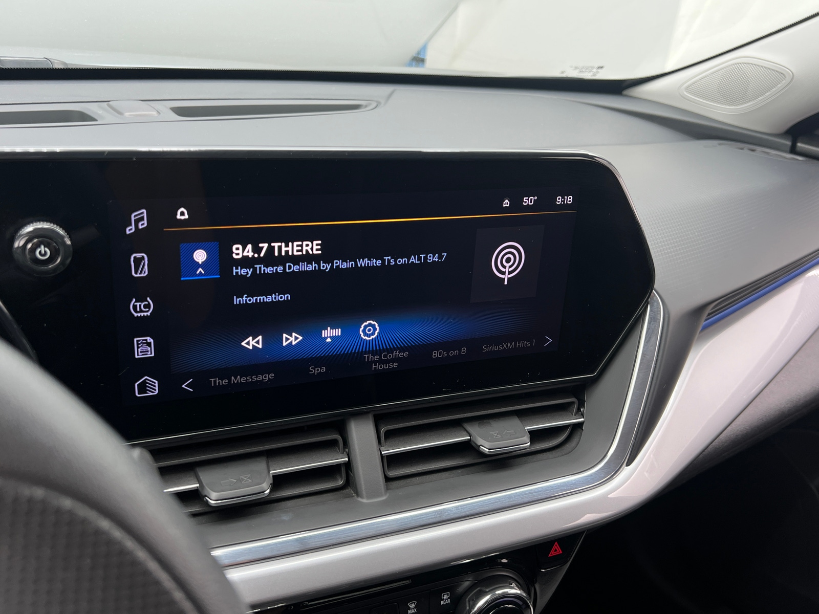 Thumbnail: 2025 Chevrolet Trax - 4