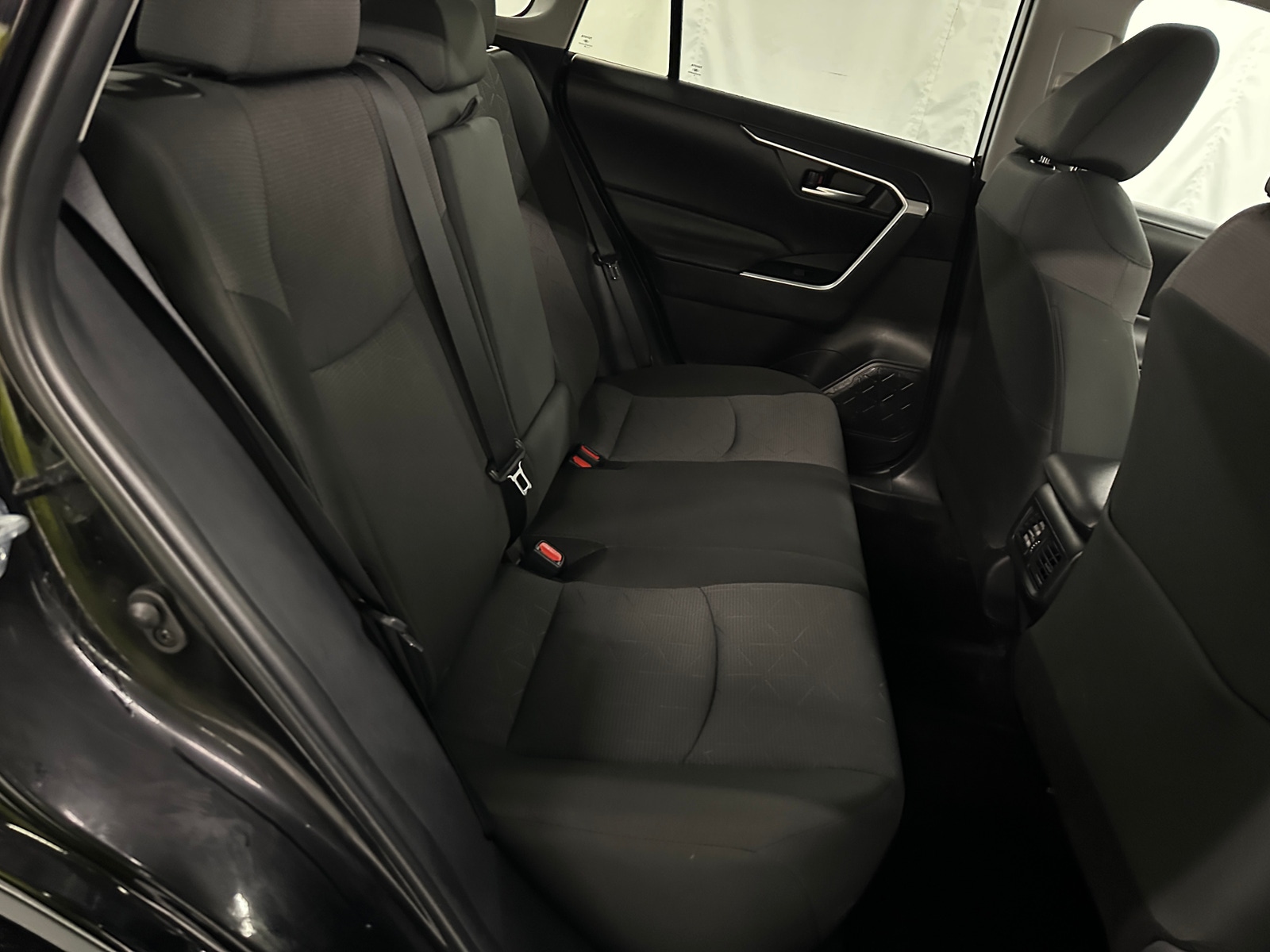 Thumbnail: 2025 Toyota RAV4 - 6