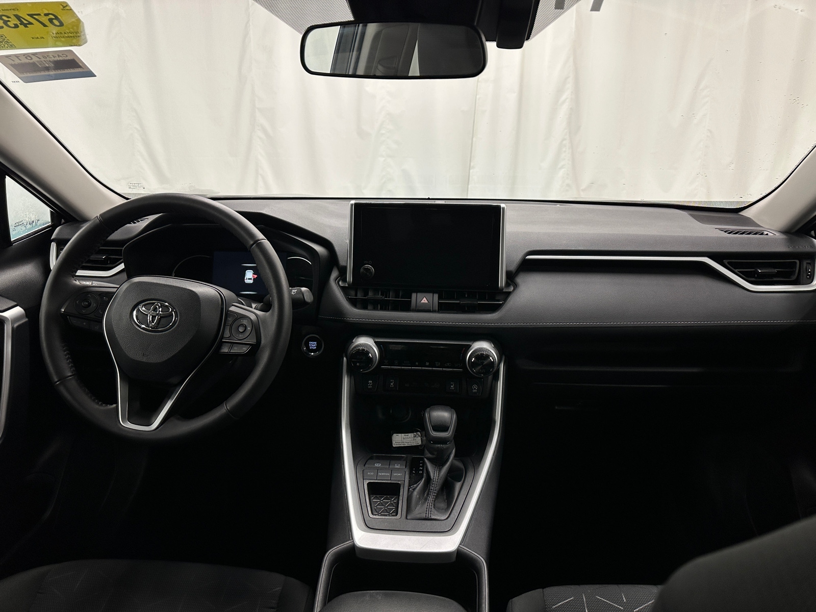 Thumbnail: 2025 Toyota RAV4 - 3