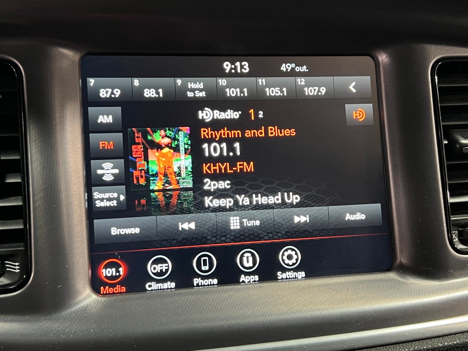 Thumbnail: 2020 Dodge Charger - 4