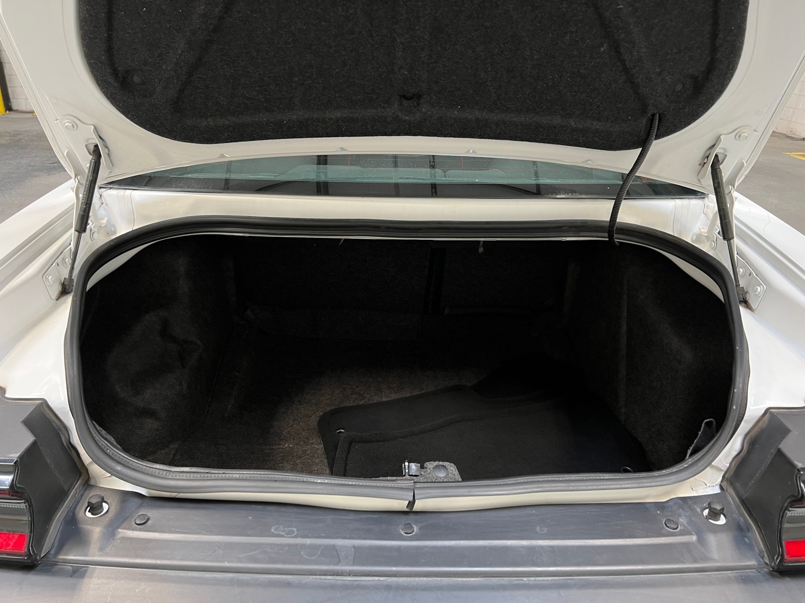 Thumbnail: 2022 Dodge Challenger - 5