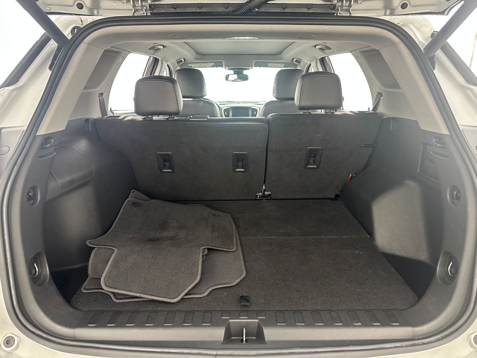 Thumbnail: 2022 GMC Terrain - 6