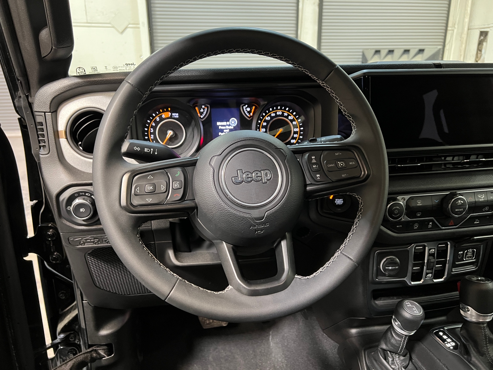 Thumbnail: 2025 Jeep Wrangler - 5