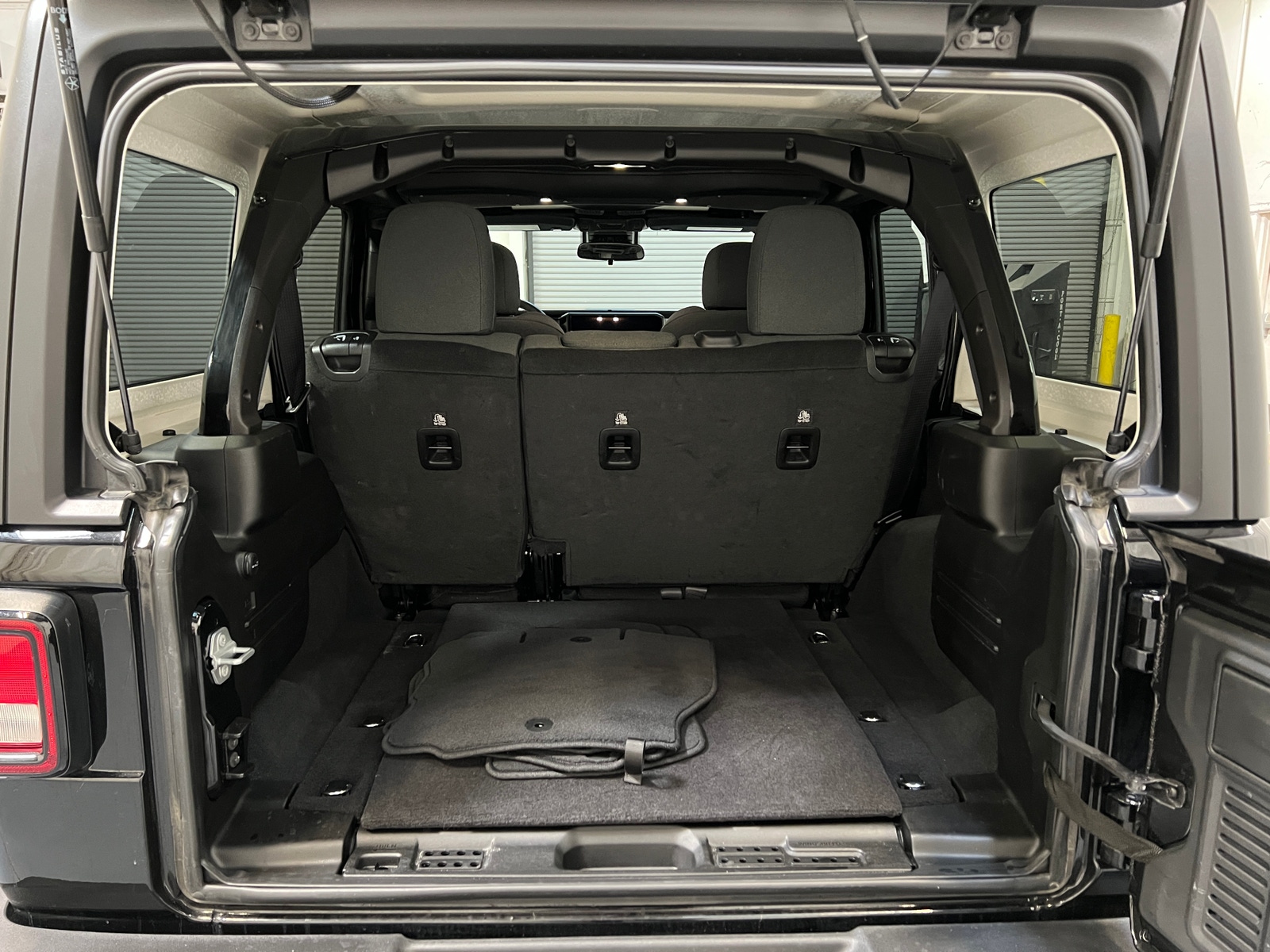 Thumbnail: 2025 Jeep Wrangler - 7