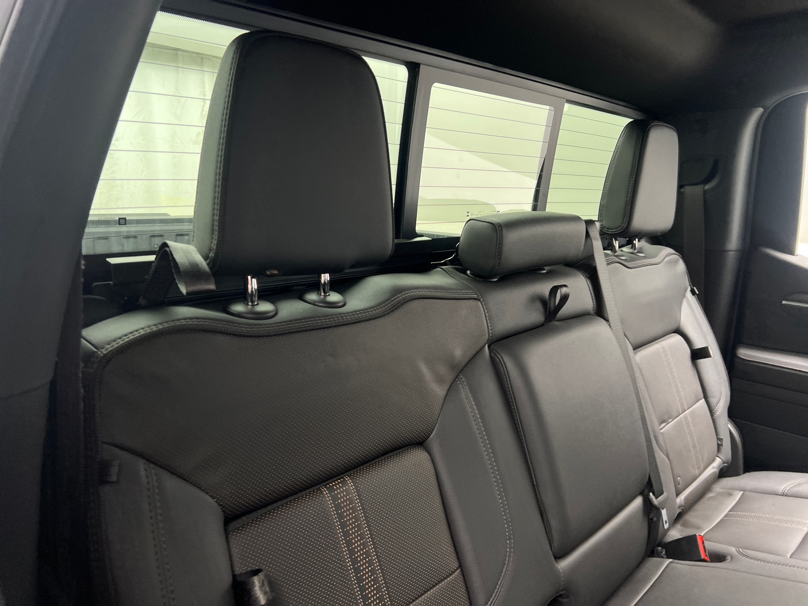 Thumbnail: 2025 Chevrolet Silverado 1500 - 5