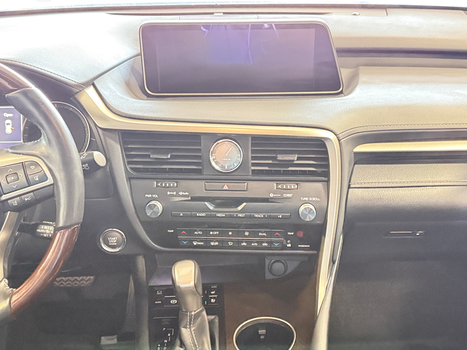 Thumbnail: 2019 Lexus RX - 3