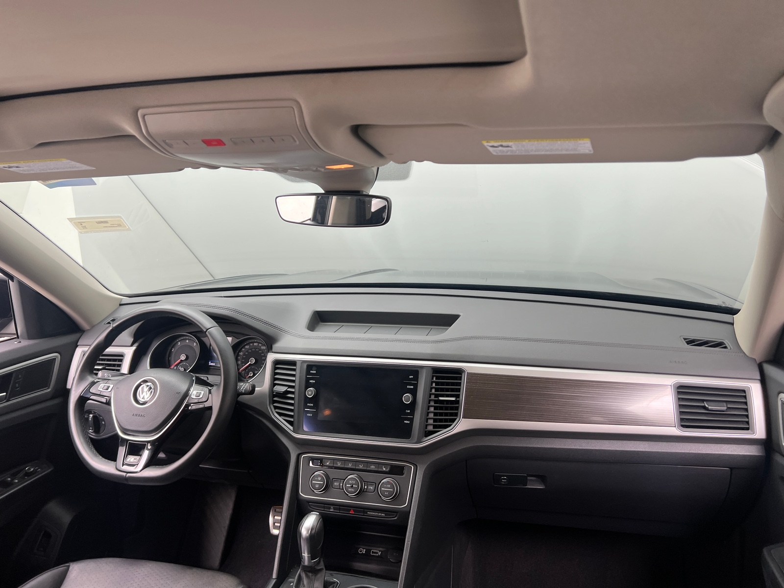 Thumbnail: 2019 Volkswagen Atlas - 2