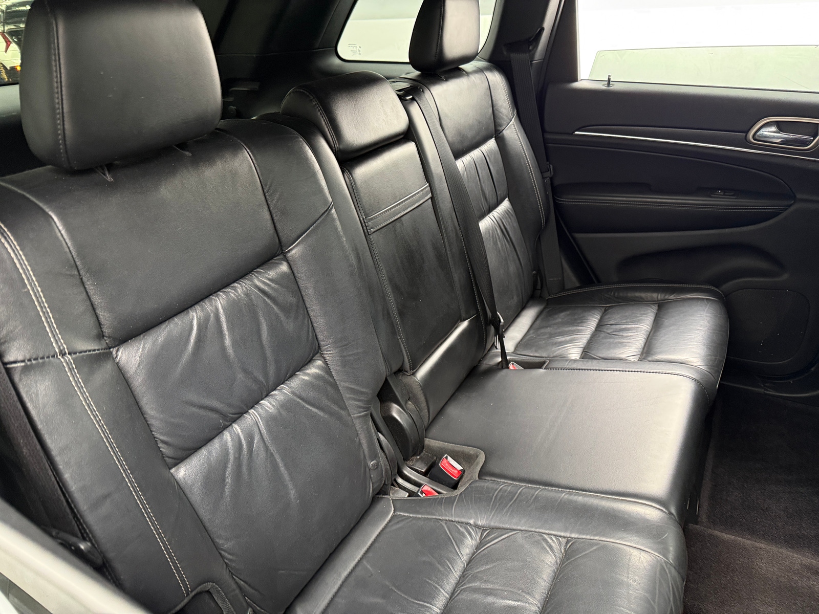 Thumbnail: 2016 Jeep Grand Cherokee - 5