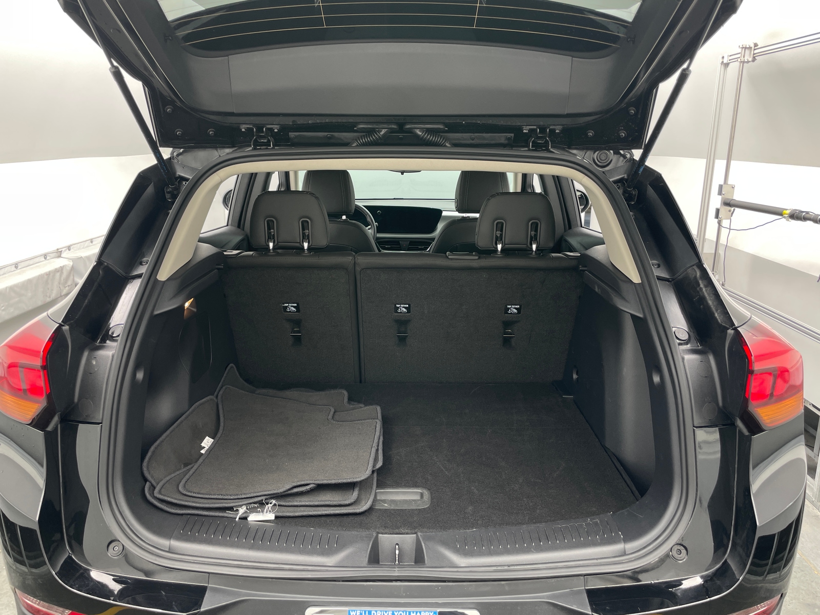 Thumbnail: 2025 Buick Encore GX - 6