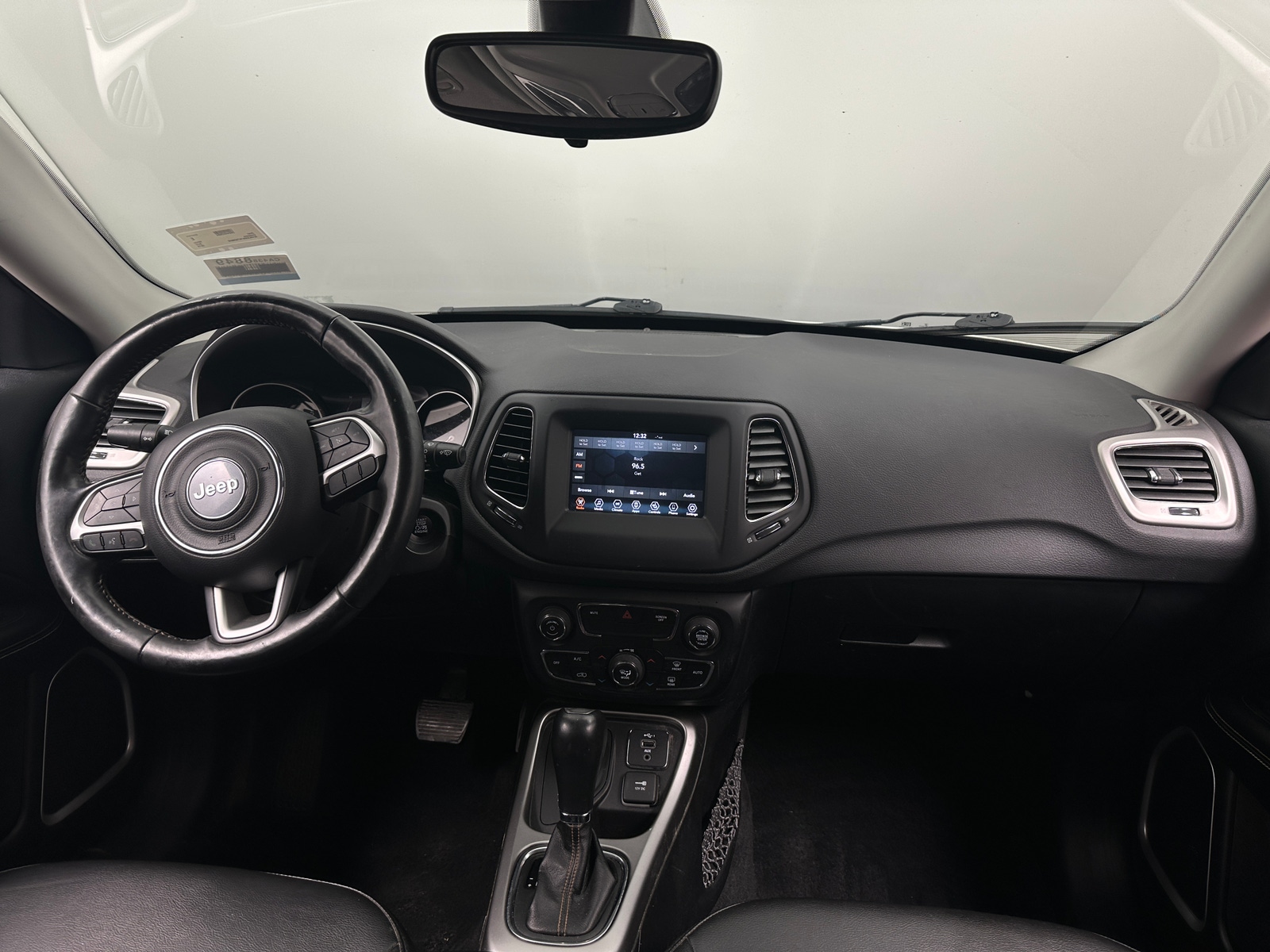 Thumbnail: 2019 Jeep Compass - 3