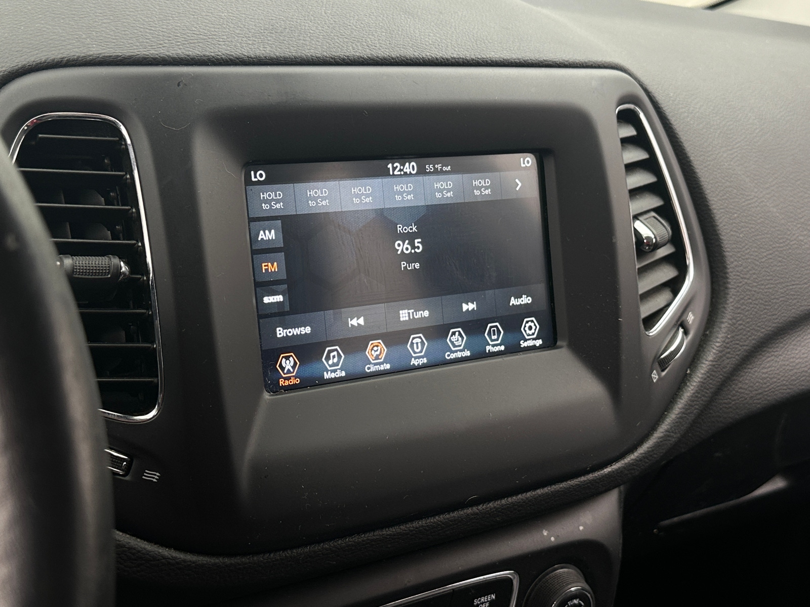 Thumbnail: 2019 Jeep Compass - 4