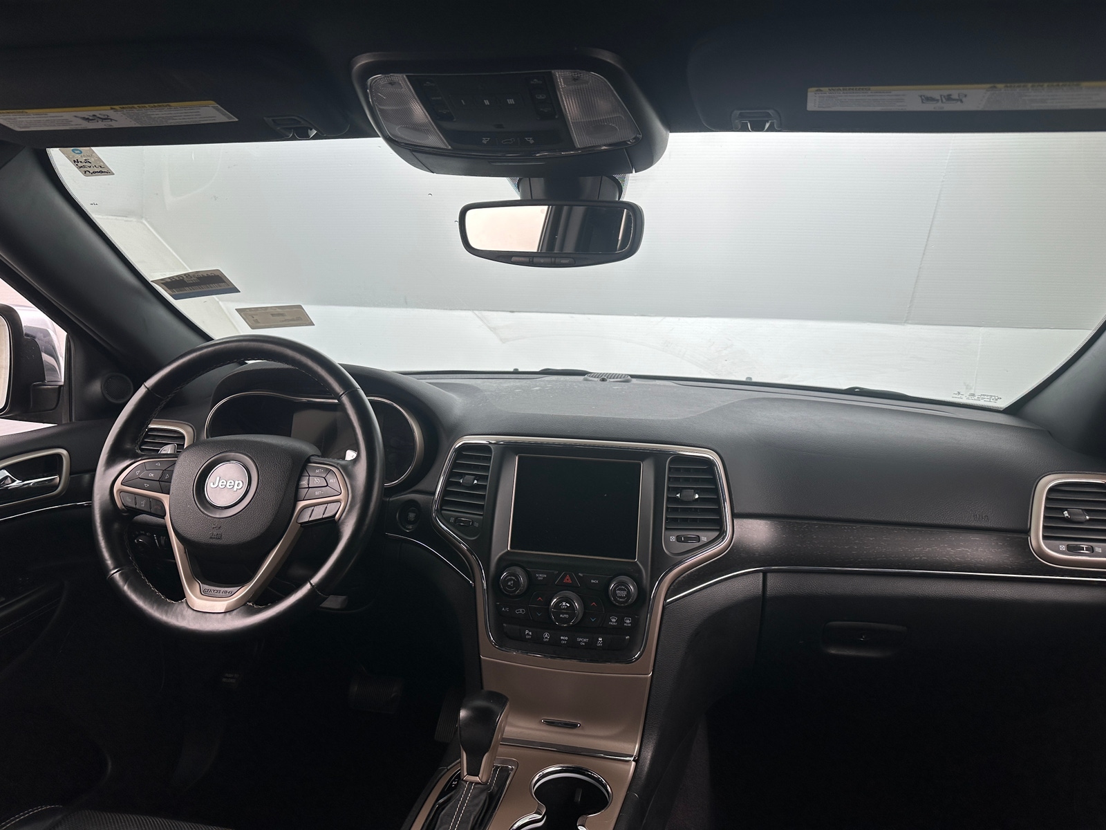 Thumbnail: 2017 Jeep Grand Cherokee - 2