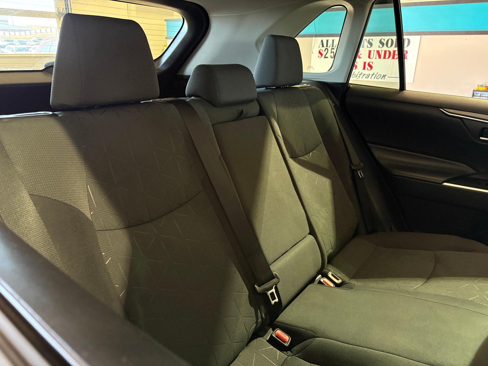 Thumbnail: 2020 Toyota RAV4 - 6