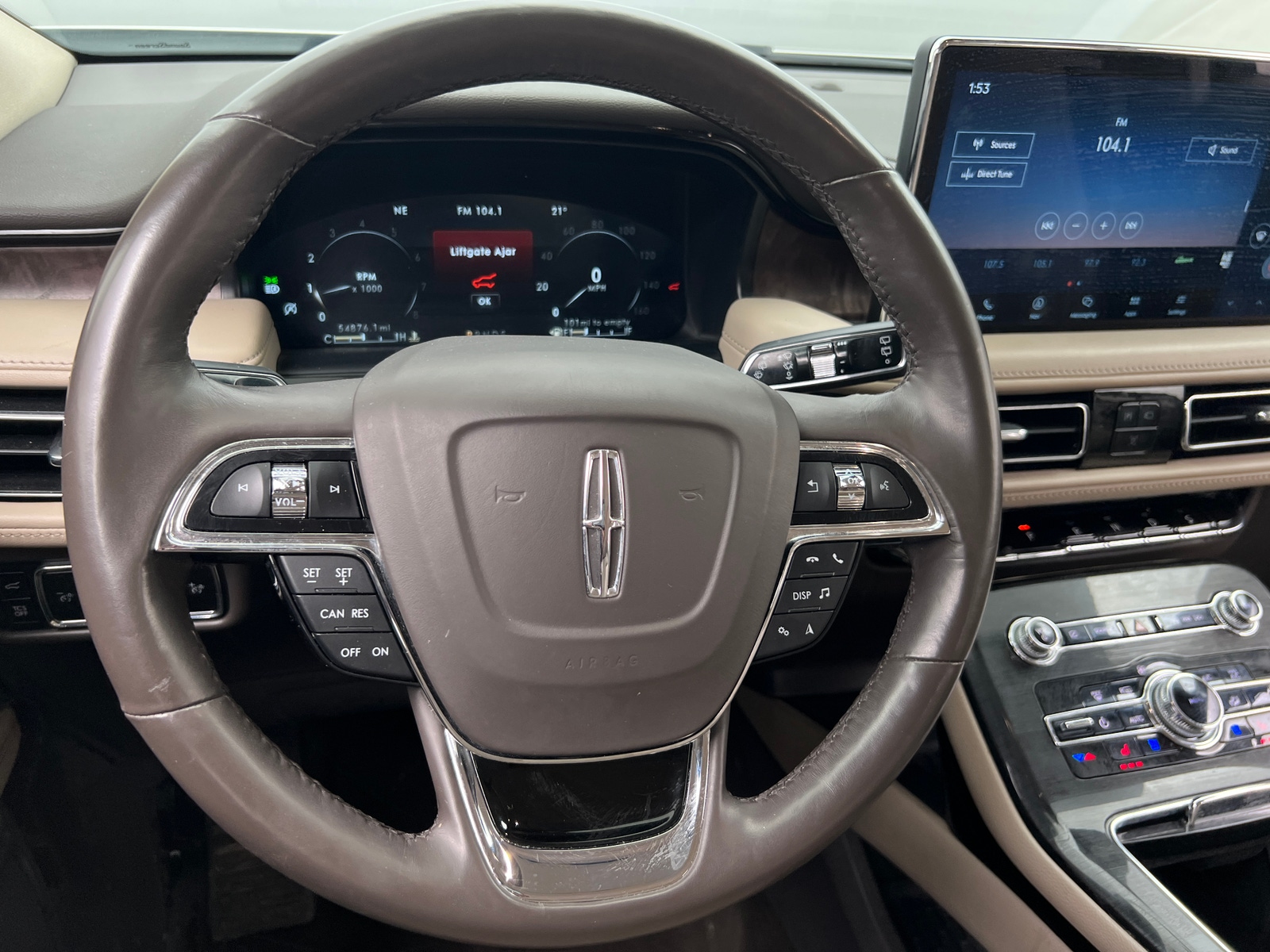 Thumbnail: 2023 Lincoln Nautilus - 4