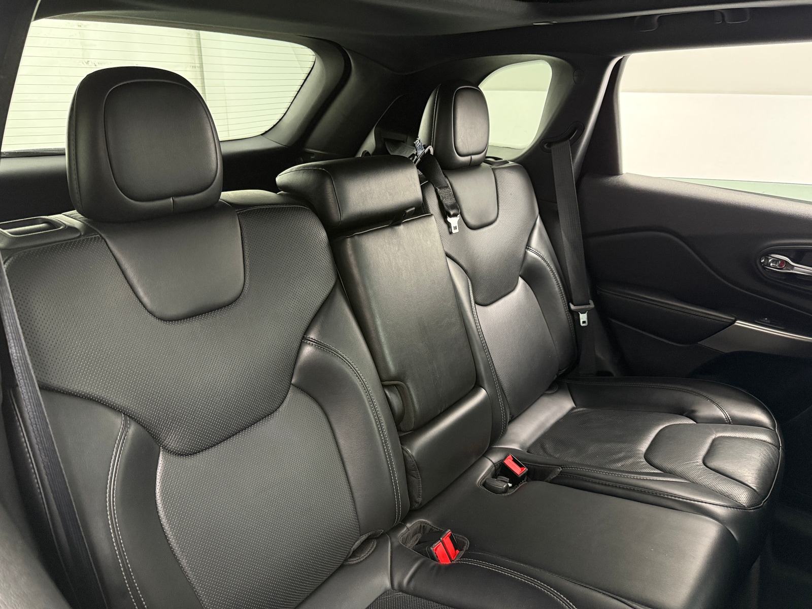 Thumbnail: 2021 Jeep Cherokee - 5