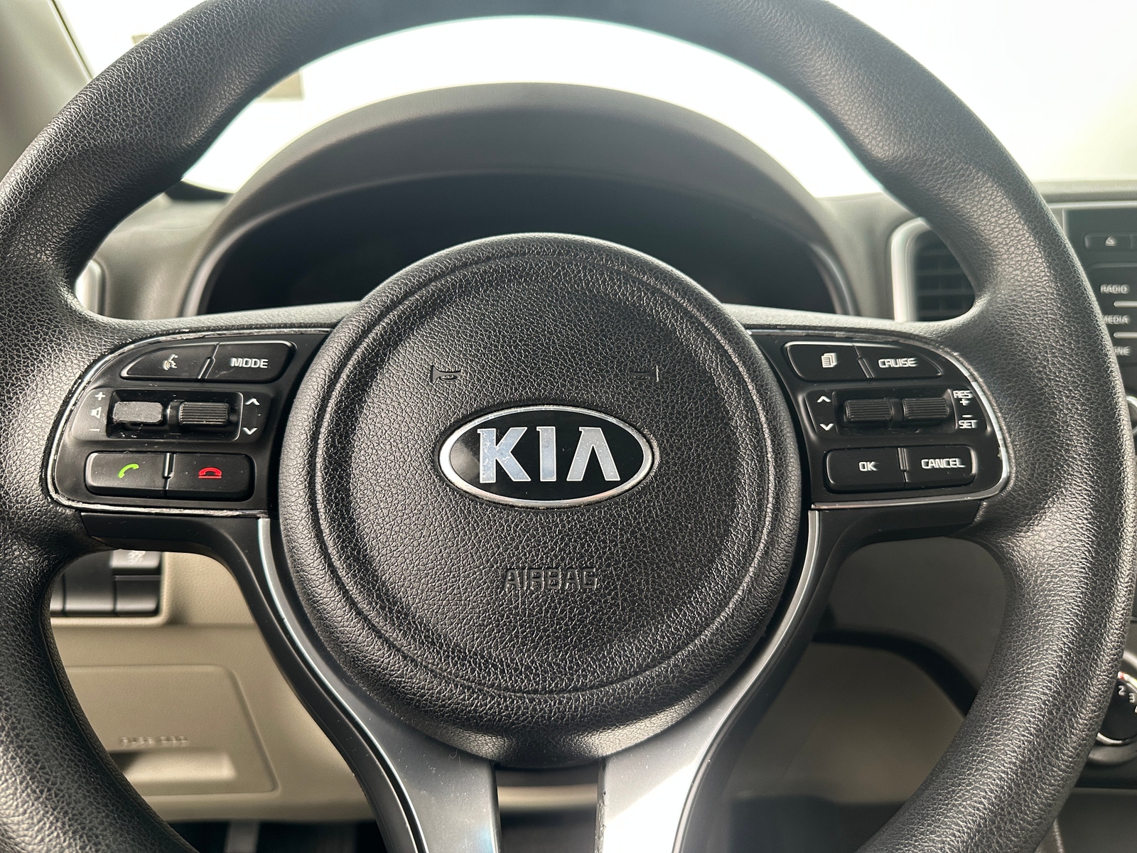 Thumbnail: 2017 Kia Sportage - 5