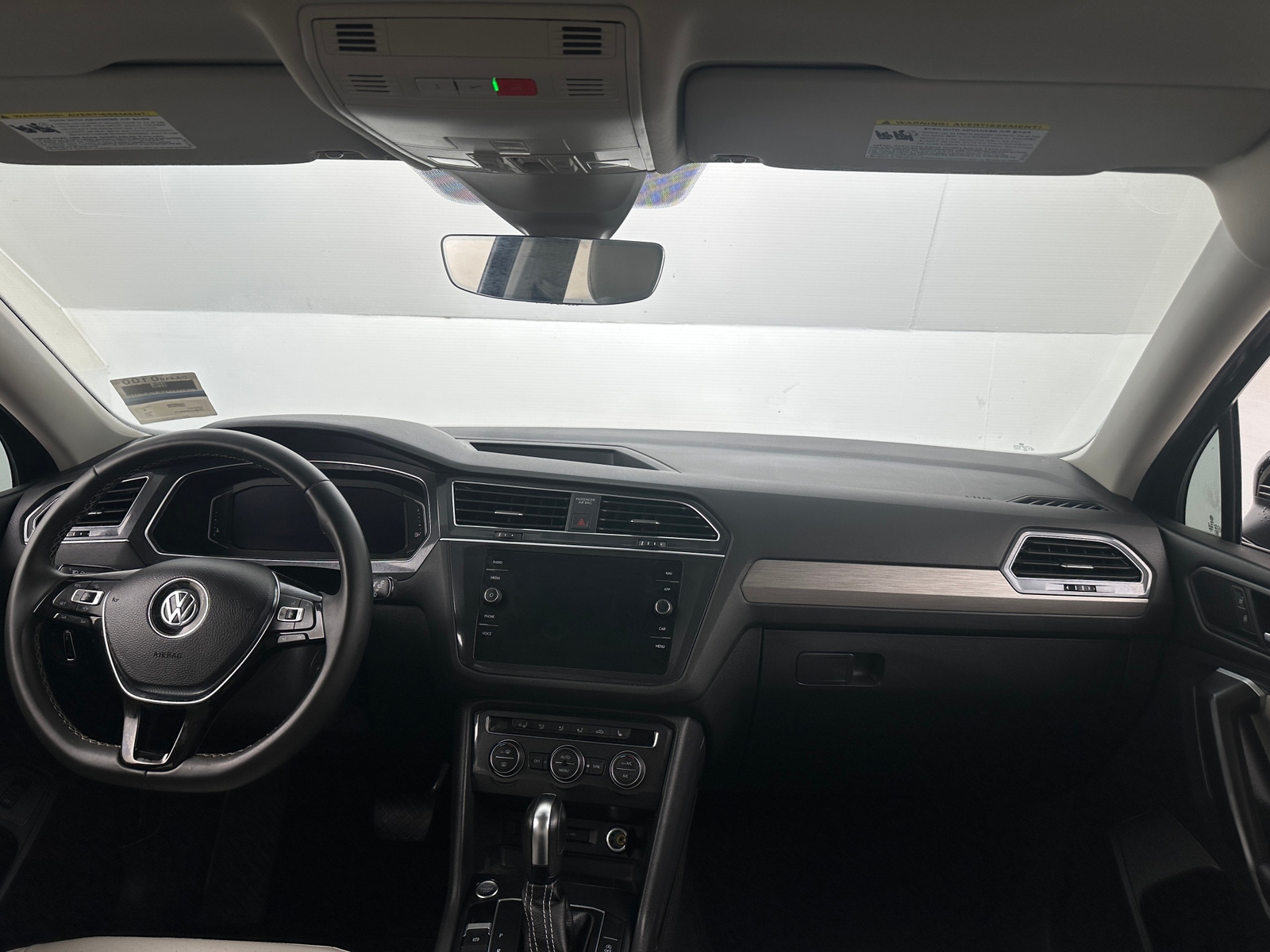 Thumbnail: 2021 Volkswagen Tiguan - 2