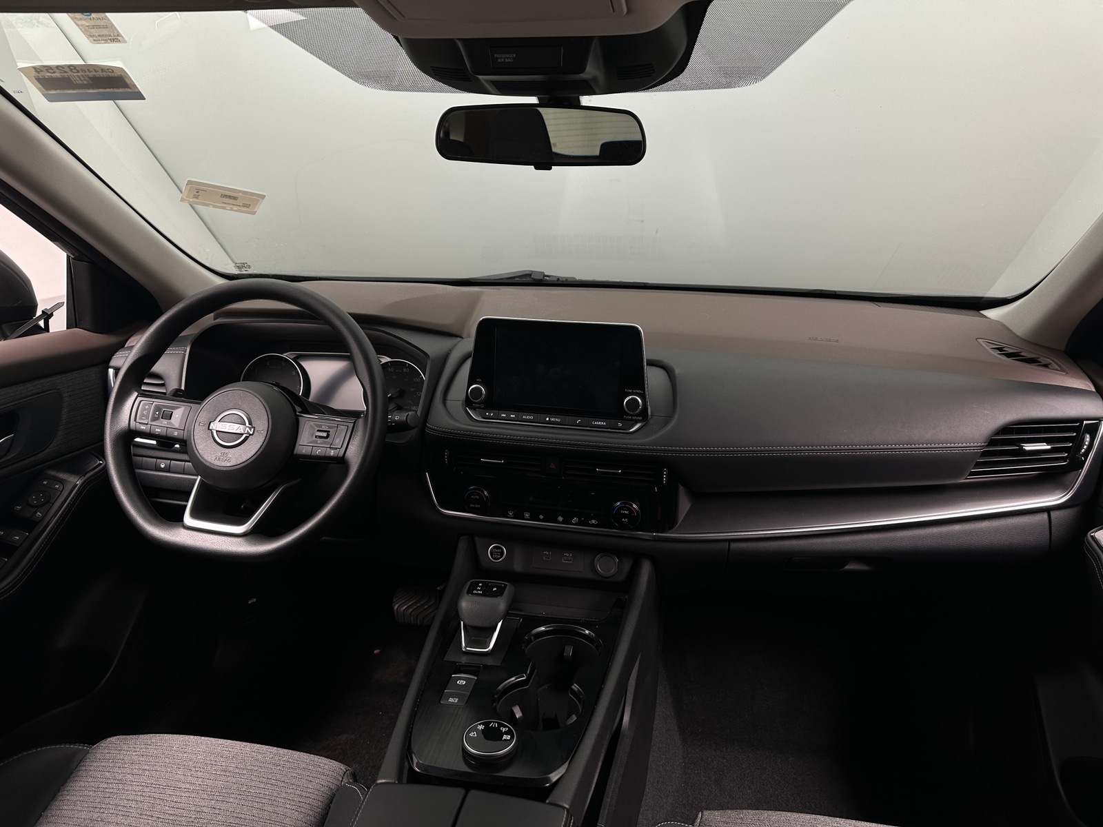 Thumbnail: 2022 Nissan Rogue - 3