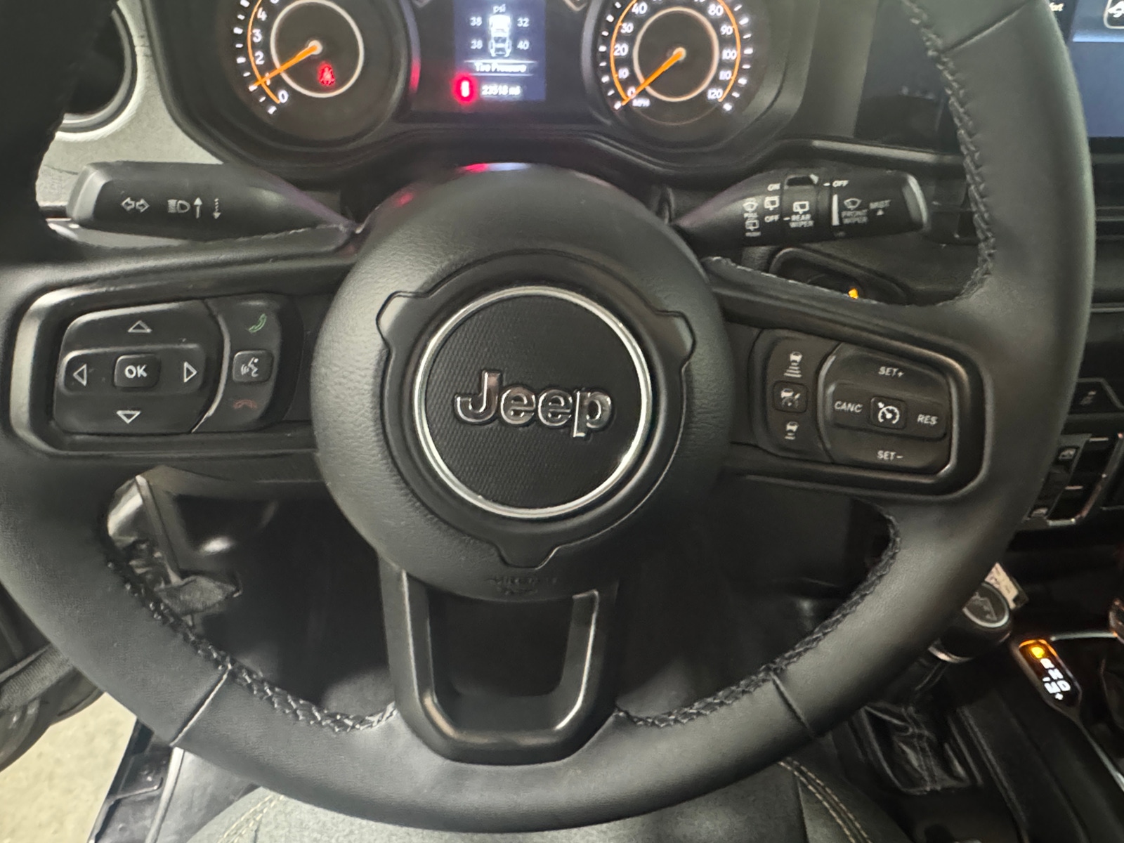 Thumbnail: 2025 Jeep Wrangler - 5