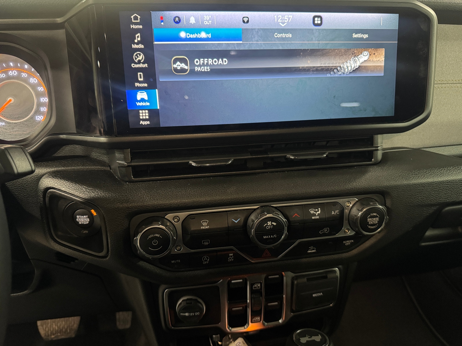 Thumbnail: 2025 Jeep Wrangler - 4