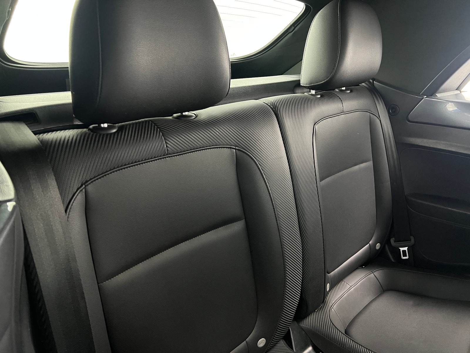 Thumbnail: 2018 Volkswagen Beetle - 5