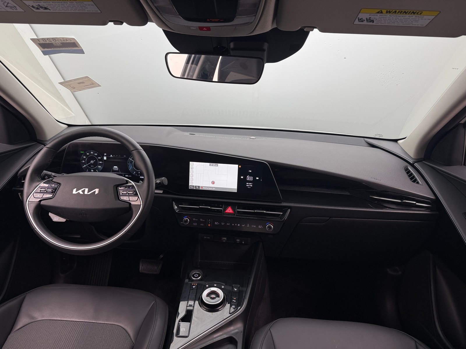 Thumbnail: 2023 Kia Niro - 3