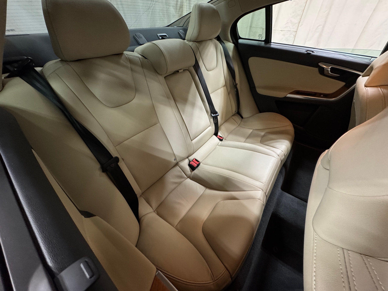 Thumbnail: 2017 Volvo S60 - 5