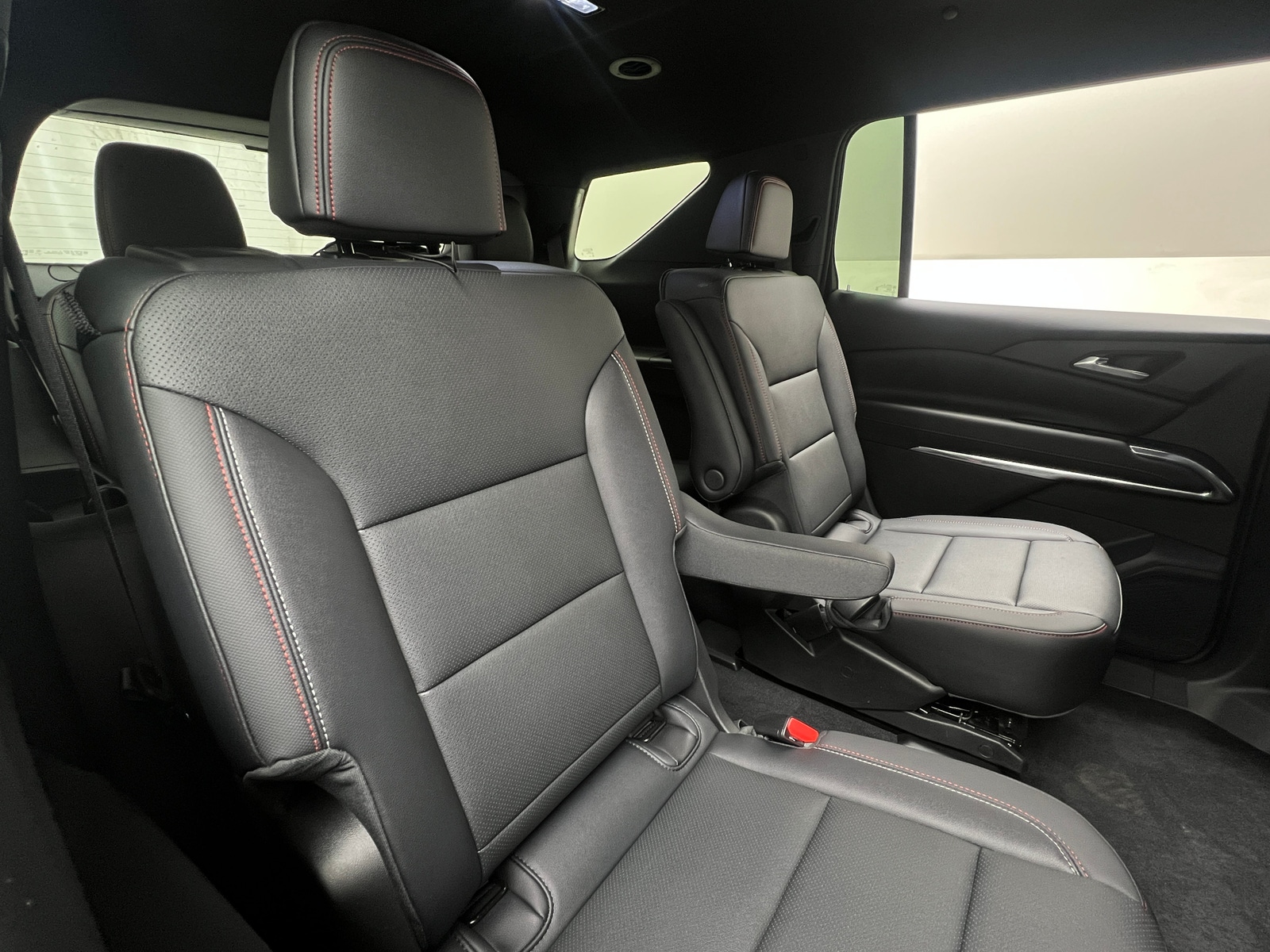 Thumbnail: 2026 Chevrolet Traverse - 5