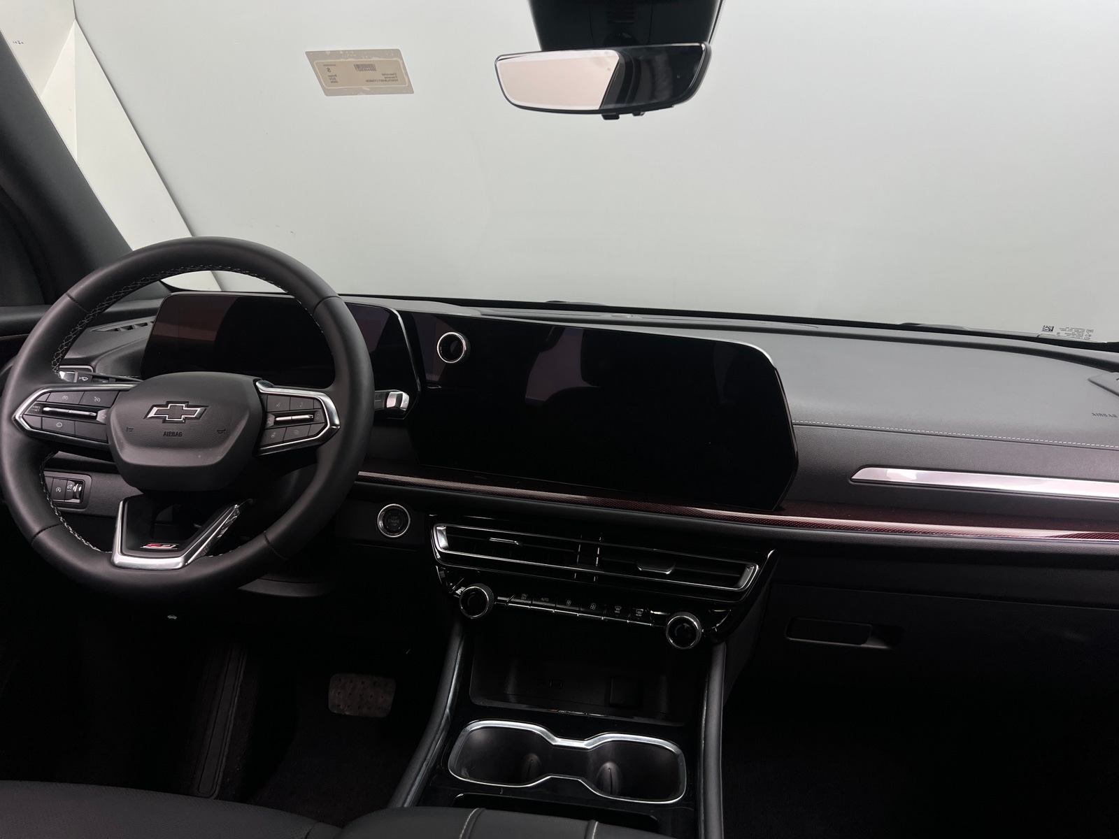 Thumbnail: 2026 Chevrolet Traverse - 2