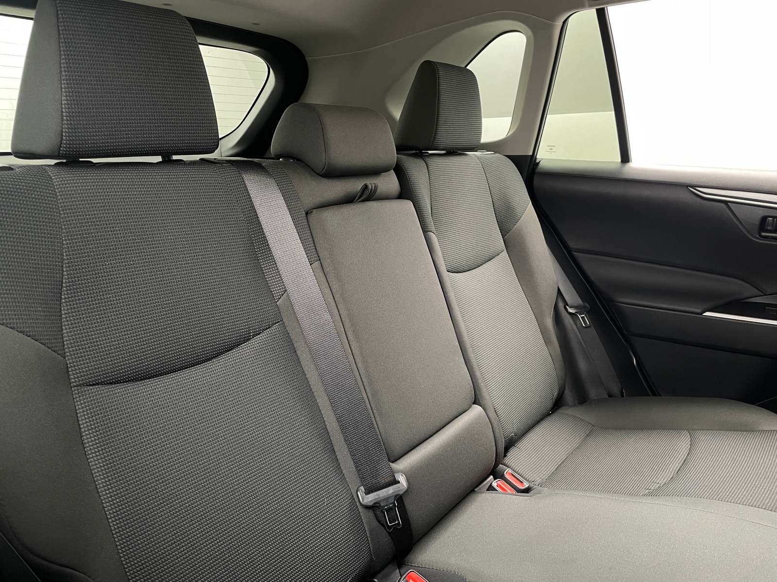 Thumbnail: 2025 Toyota RAV4 - 6