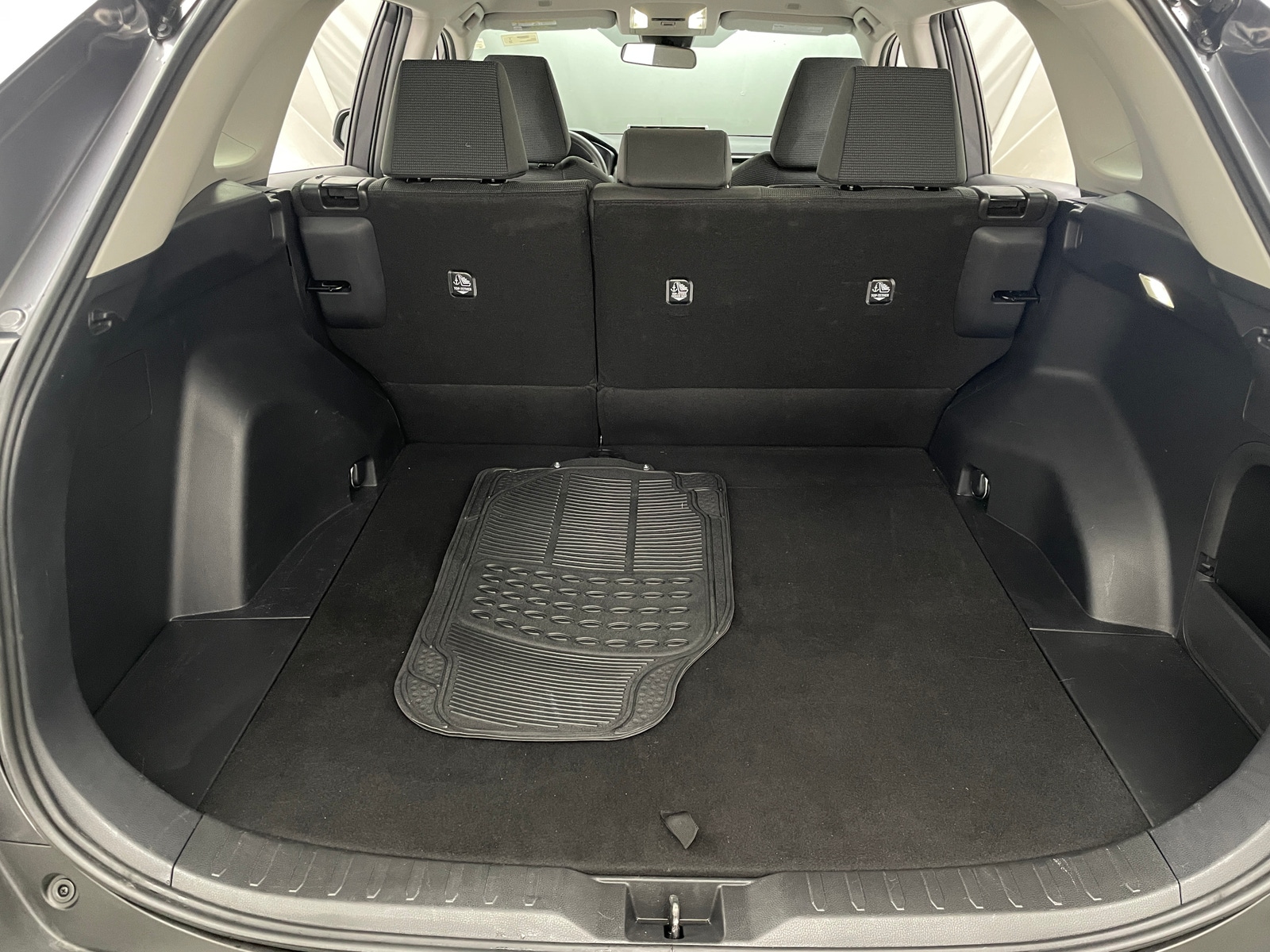 Thumbnail: 2025 Toyota RAV4 - 7